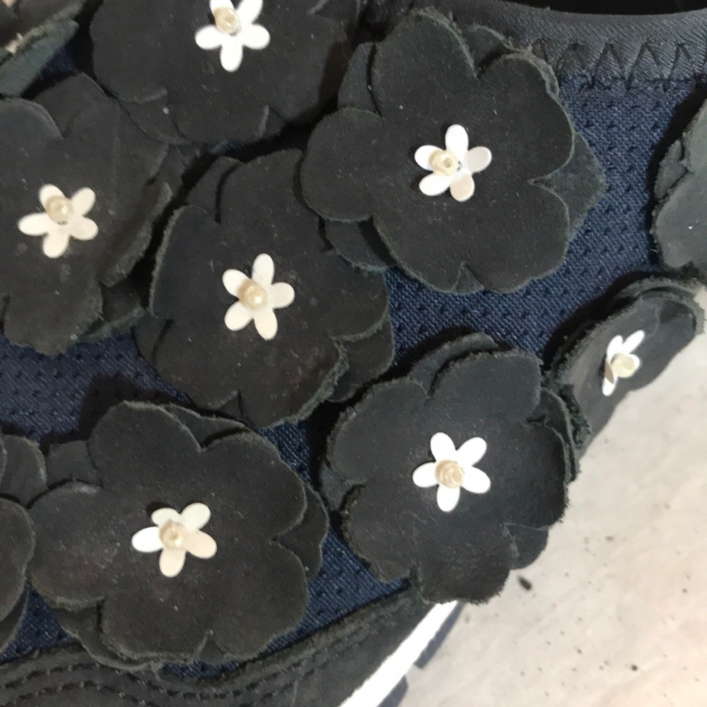 “MARC CAIN” Navy Leather Floral Sneakers. - Picture 10 of 12
